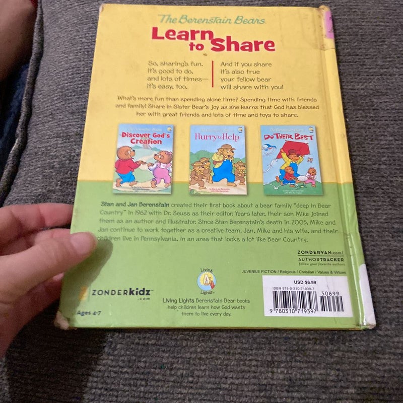 The Berenstain Bears Learn to Share