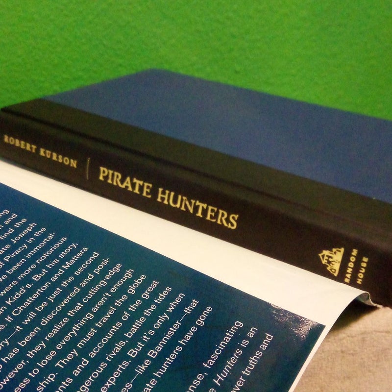 Pirate Hunters - First Edition 