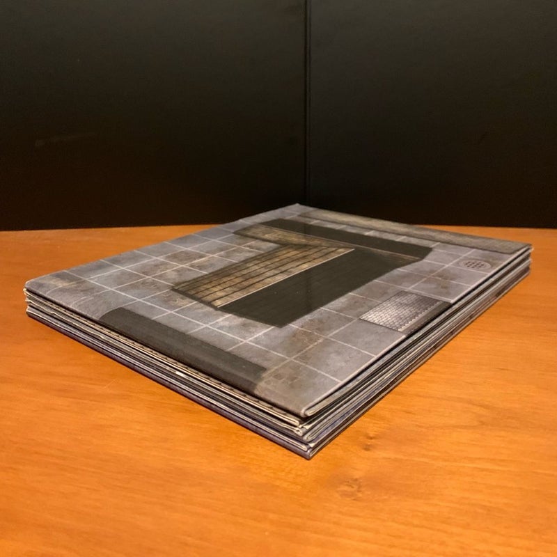 Pathfinder Flip-Mat Lot: City Streets, Waterfront Tavern, Pirate Ship, Open VG