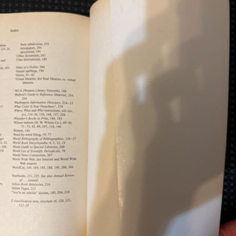 The Oxford Guide to Library Research by Thomas Mann, Paperback | Pangobooks