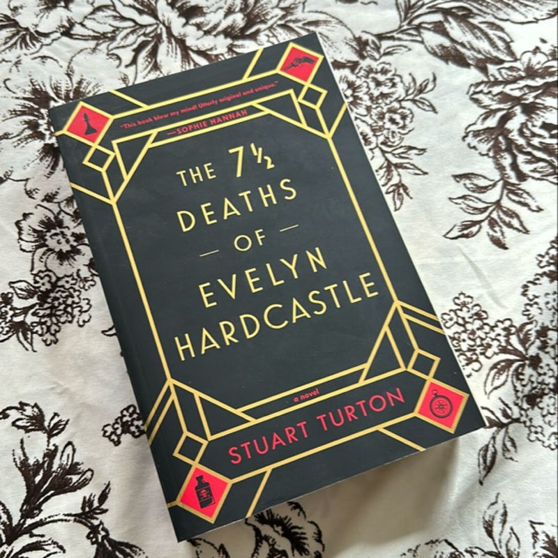 The 7½ Deaths of Evelyn Hardcastle