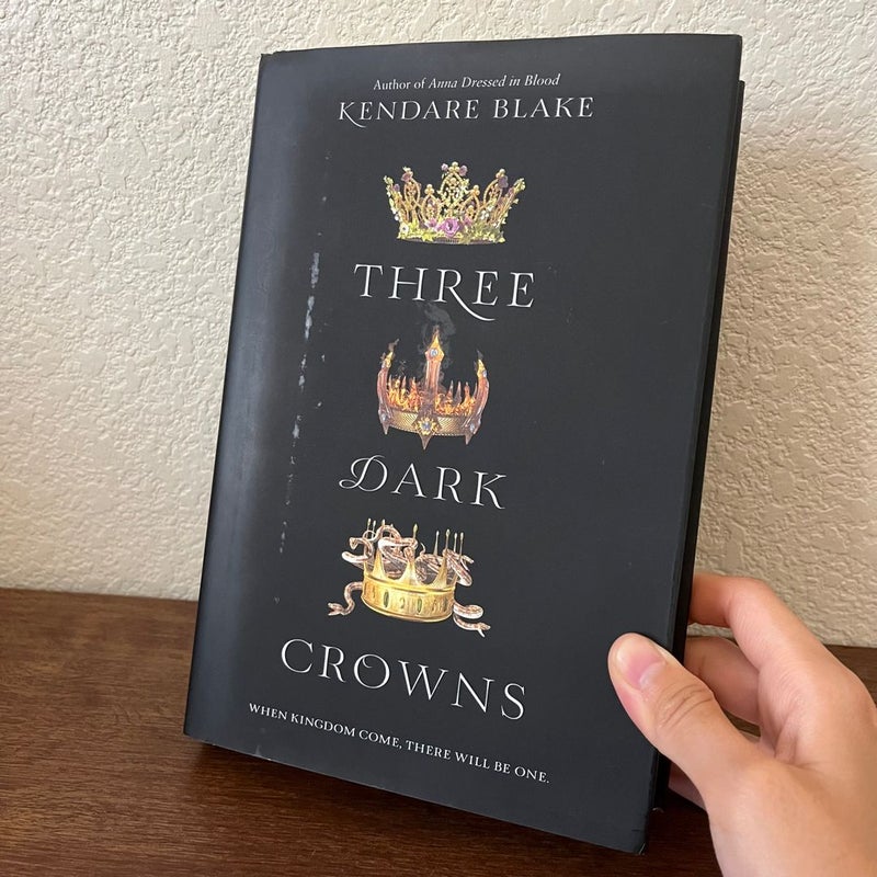 Three Dark Crowns