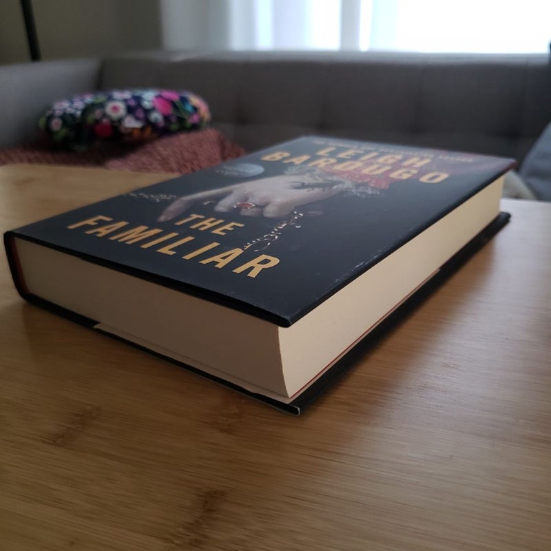 The Familiar * Signed UK Edition *