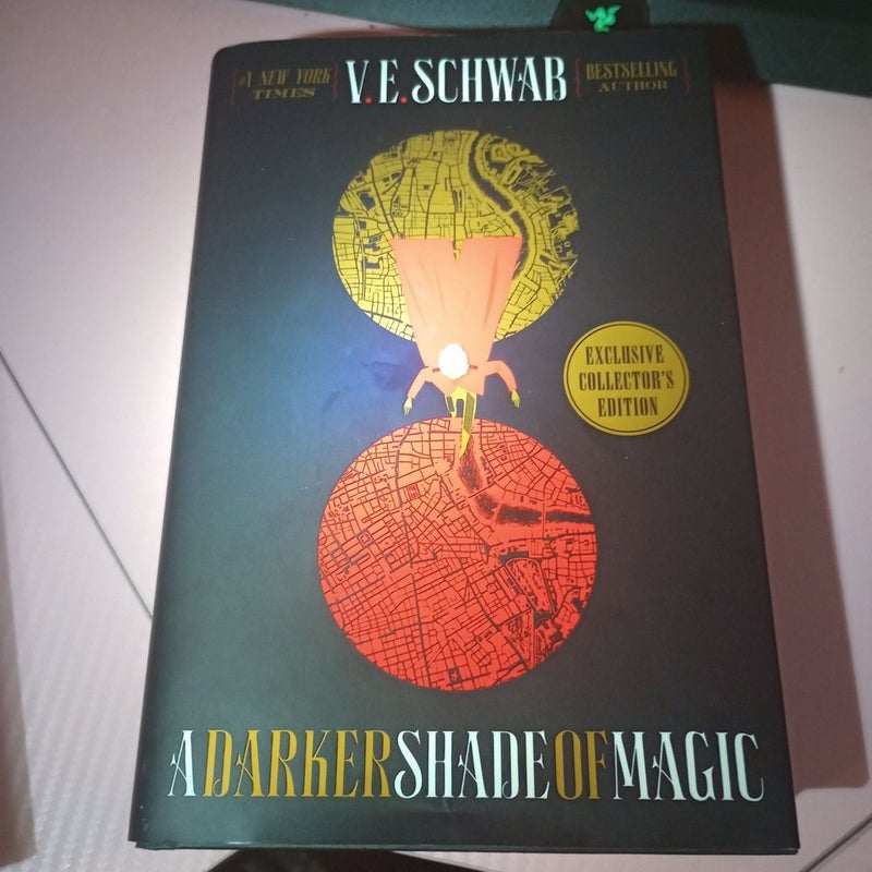 A Darker Shade of Magic Collector's Edition