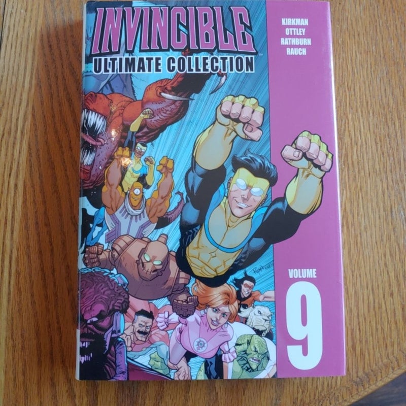 Invincible: the Ultimate Collection Volume 9