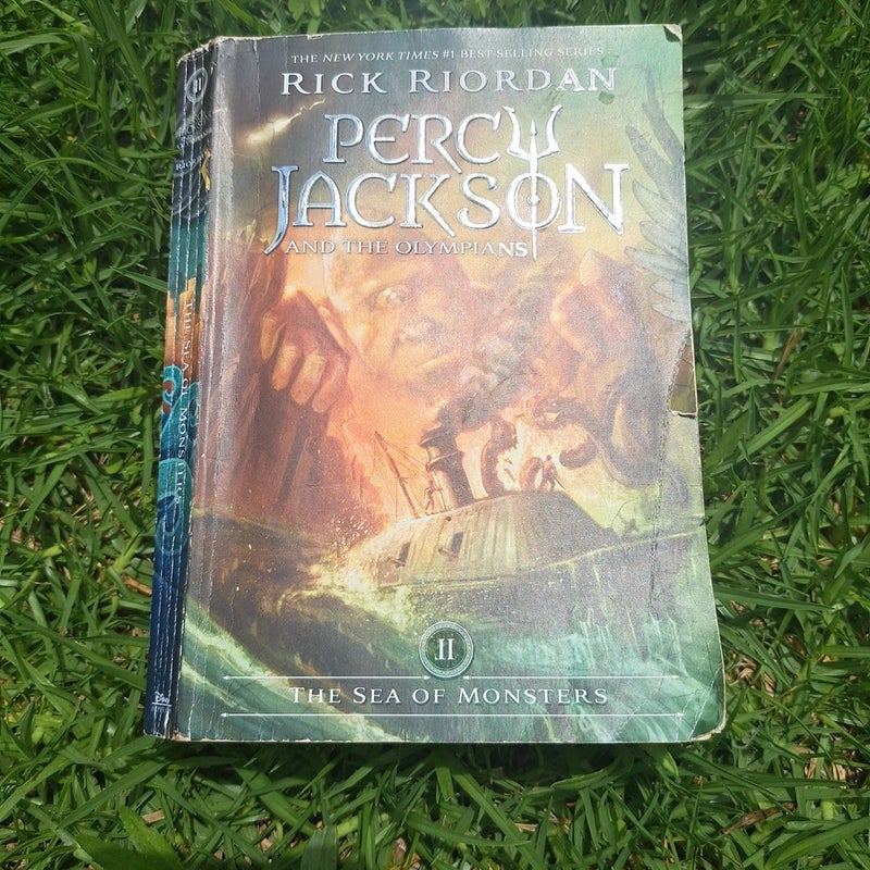 Percy Jackson and the Olympians, Book Two the Sea of Monsters (Percy Jackson and the Olympians, Book Two)