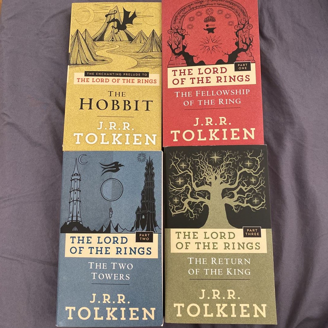 J.R.R. Tolkien 4-Book Boxed Set: The Hobbit and The Lord of the Rings:  Tolkien, J.R.R.: 9780345538376: : Books