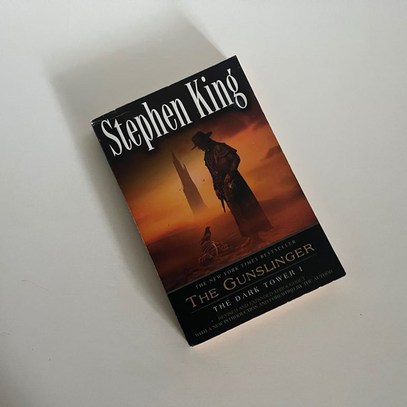 The Gunslinger - Dark Tower Series Book 1 (Trade Paperback) Revised Edition 2003