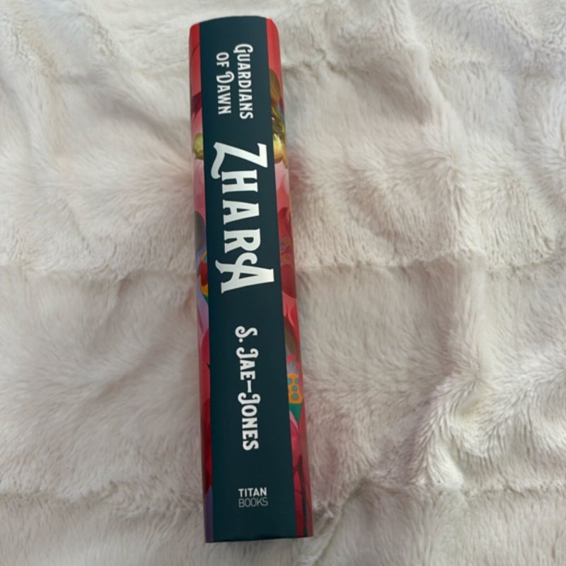 Zhara Illumicrate edition 
