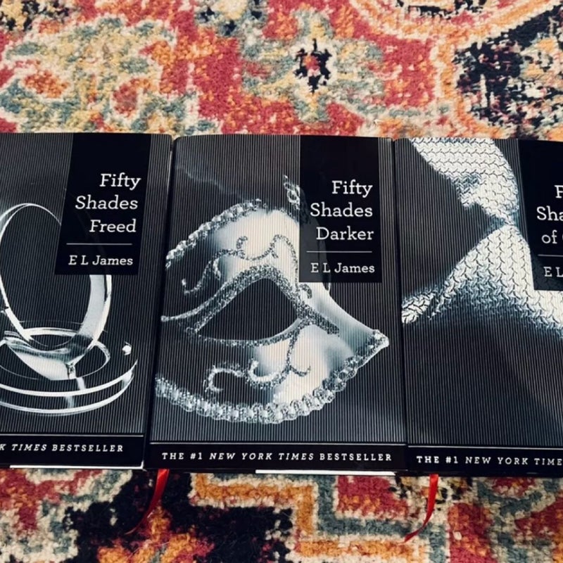 Fifty Shades Of Grey, Darker, Freed Trilogy DOUBLEDAY E.L. James HC SIGNED VG