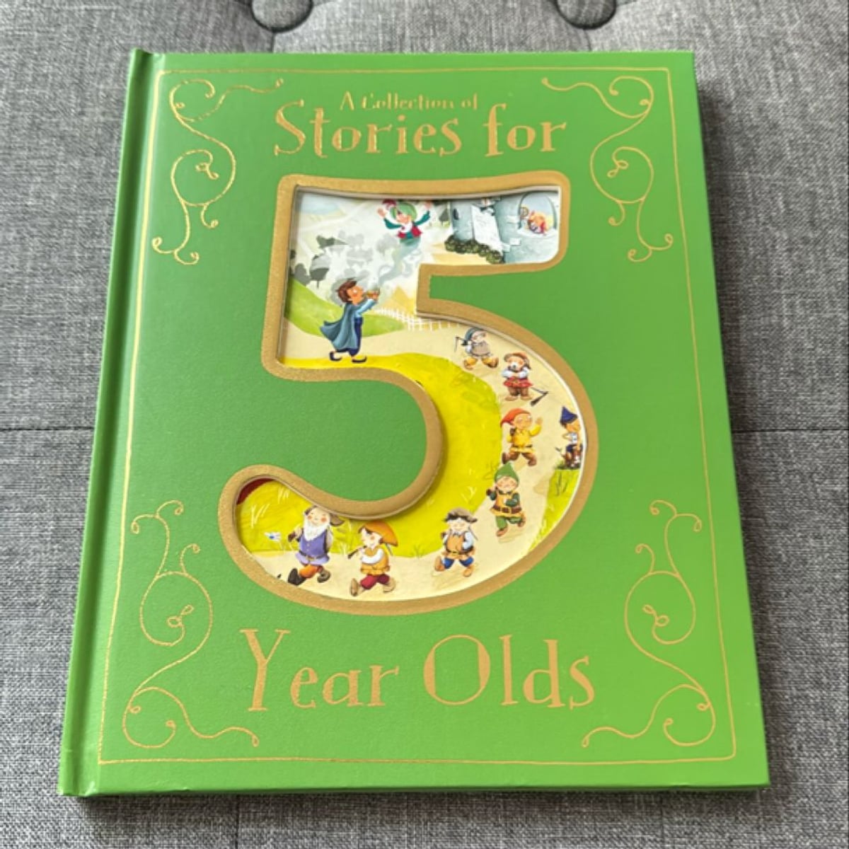 A Collection of Stories for 5 Year Olds by Parragon