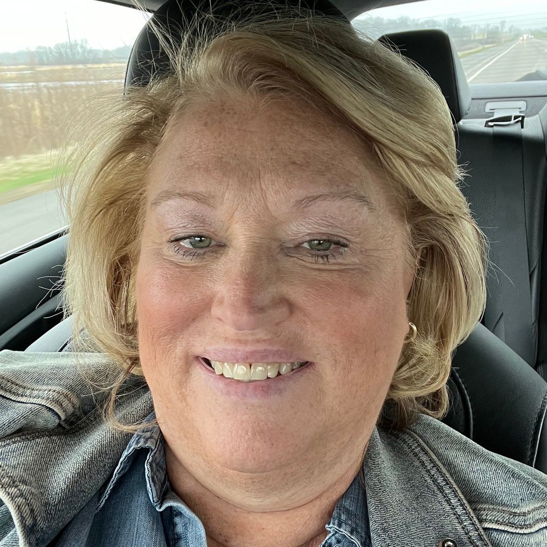 Lora Gibbs
