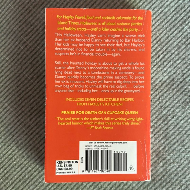 Death of a Pumpkin Carver