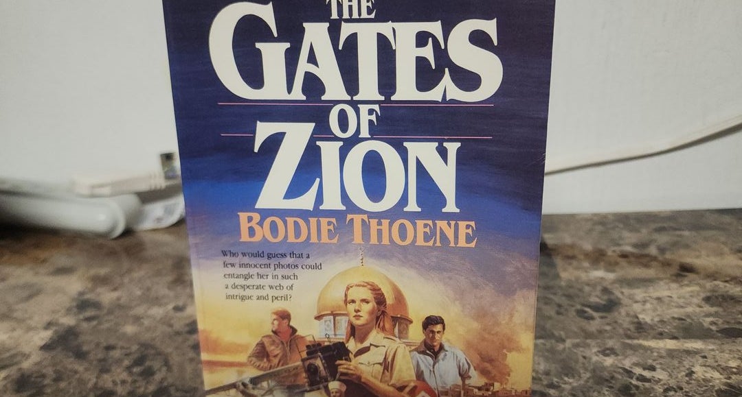 The Gates of Zion by Bodie Thoene Brock Thoene Paperback