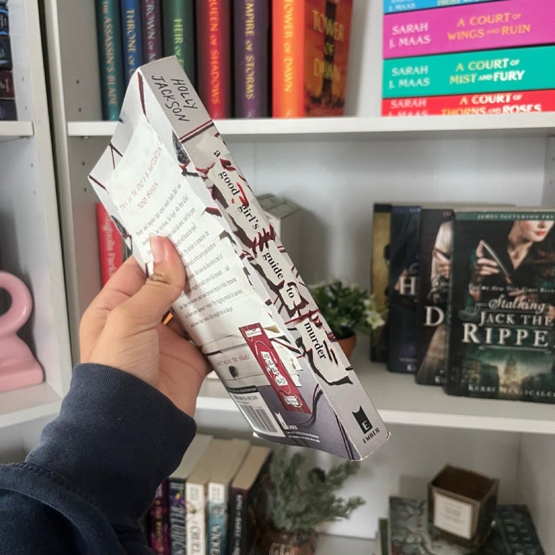 A Good Girl's Guide to Murder