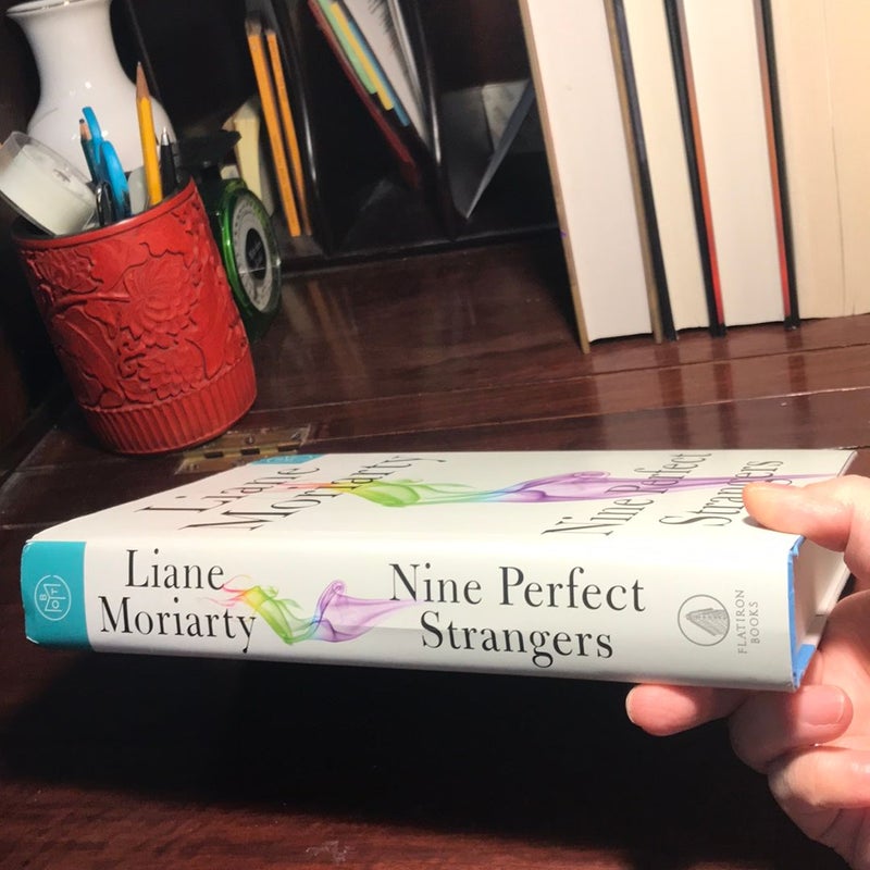 2018 edition * Nine good Perfect Strangers