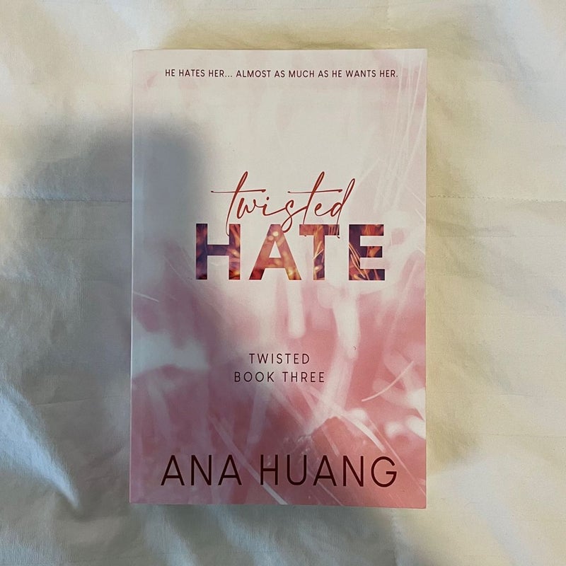 Twisted Hate - Special Edition: Huang, Ana: 9781735056692