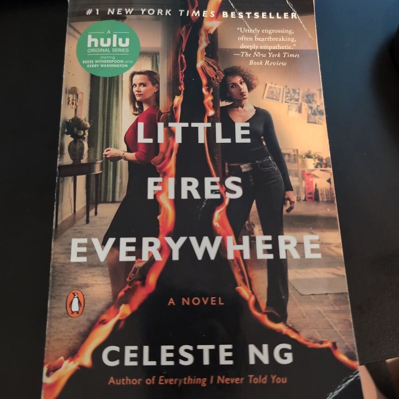 Little Fires Everywhere (Movie Tie-In)