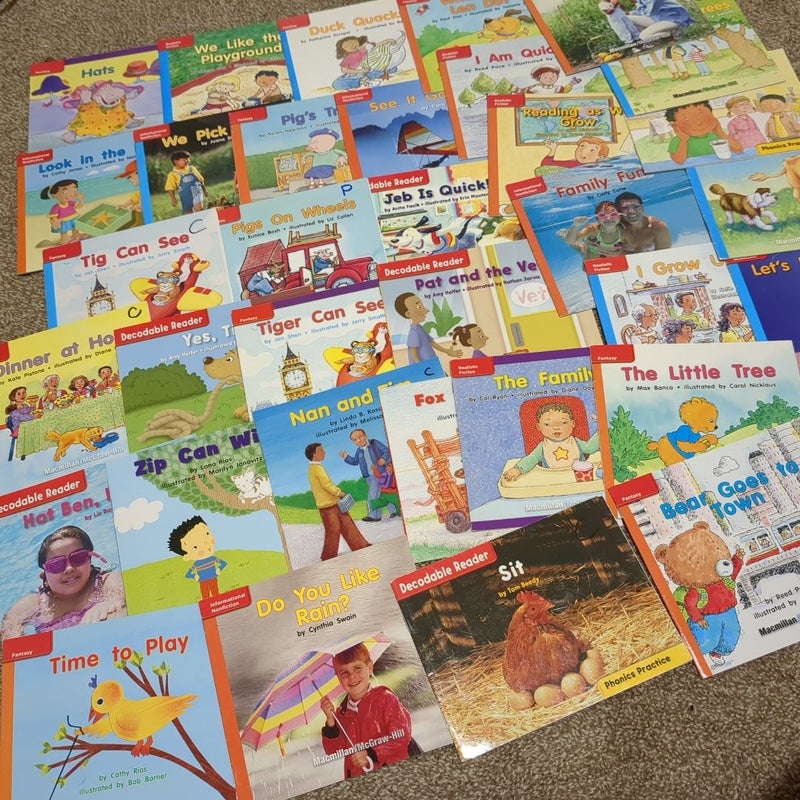 Kindergarten reader lots McGraw Hill 