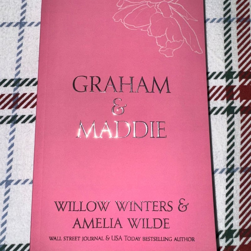 Graham & Maddie discreet Patreon foiled edition: Sealed with a kiss