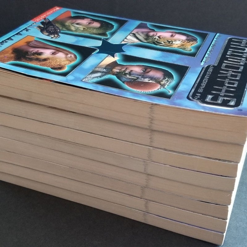 VINTAGE 90s LOT OF ANIMORPHS BOOKS INCLUDES ANDALITE'S GIFT W/NEW IRON-ON DECAL