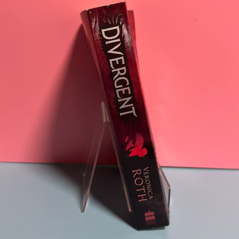 Divergent- UK Edition