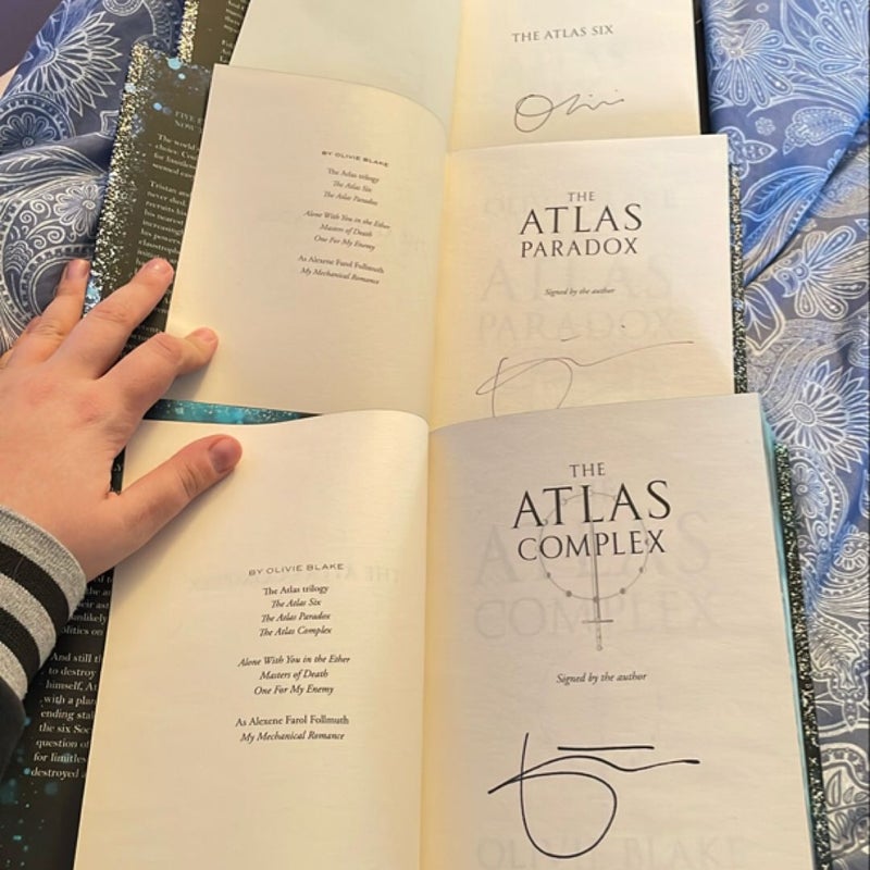 SIGNED The Atlas Six Illumicrate