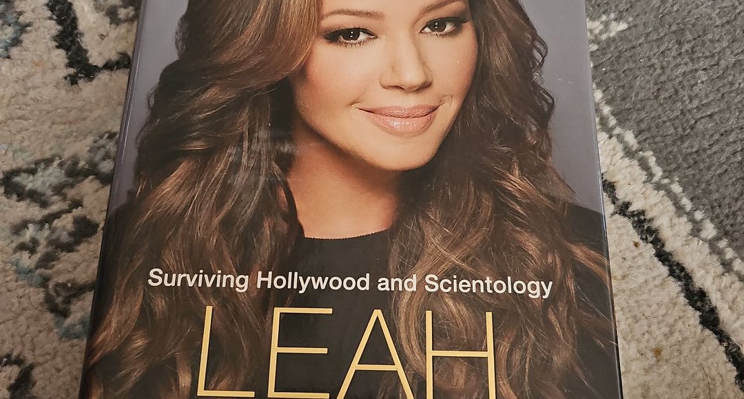 Troublemaker: Surviving Hollywood and Scientology: Remini, Leah, Paley,  Rebecca: 9781101886960: : Books