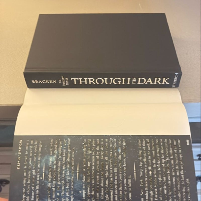 Through the Dark (a Darkest Minds Collection)