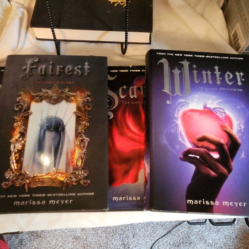 the lunar chronicles box set