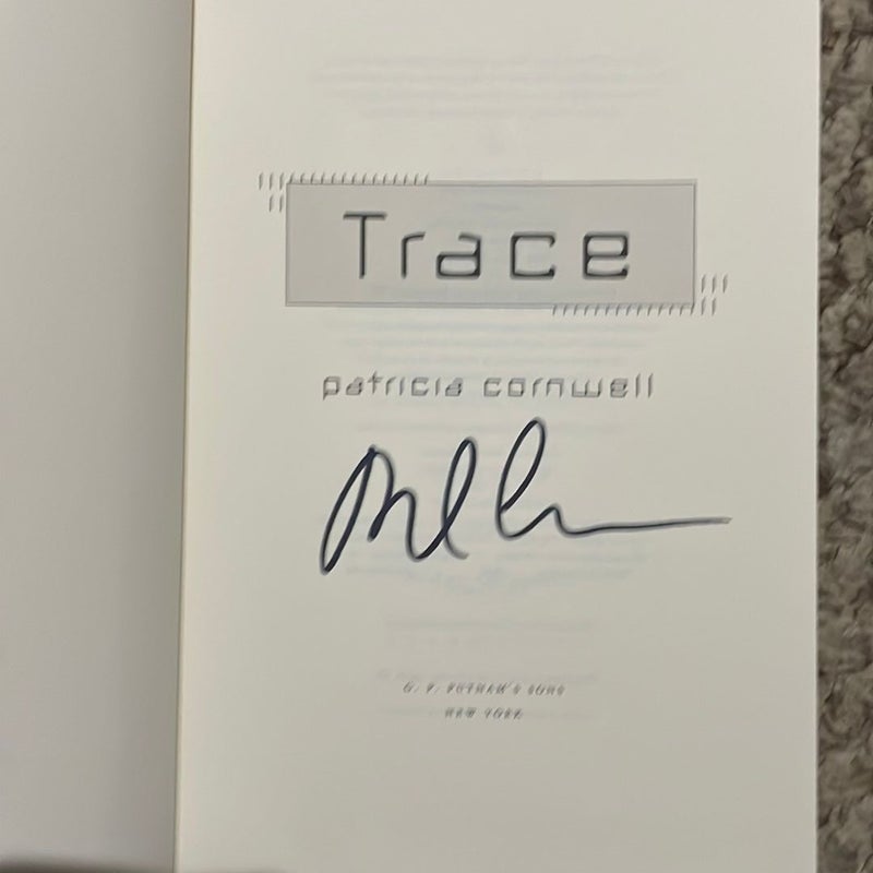 Trace (signed)