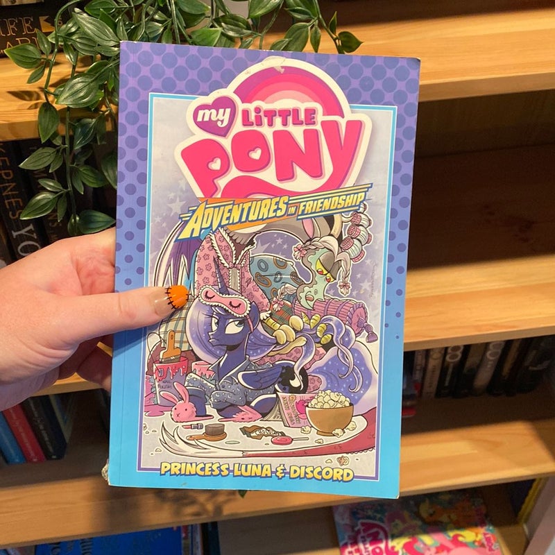 My little pony adventures in friendship comic