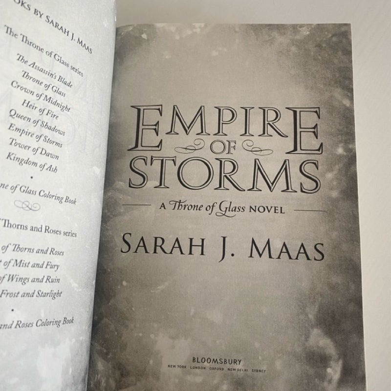 OOP Hardcover Empire of Storms (Throne of Glass)