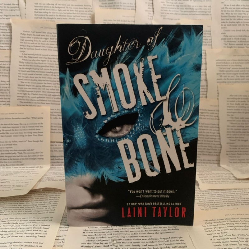 Daughter of Smoke and Bone by Laini Taylor 