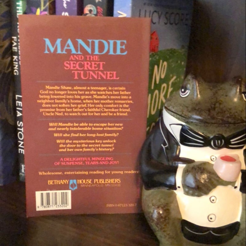 (Vintage) Mandie and the Secret Tunnel