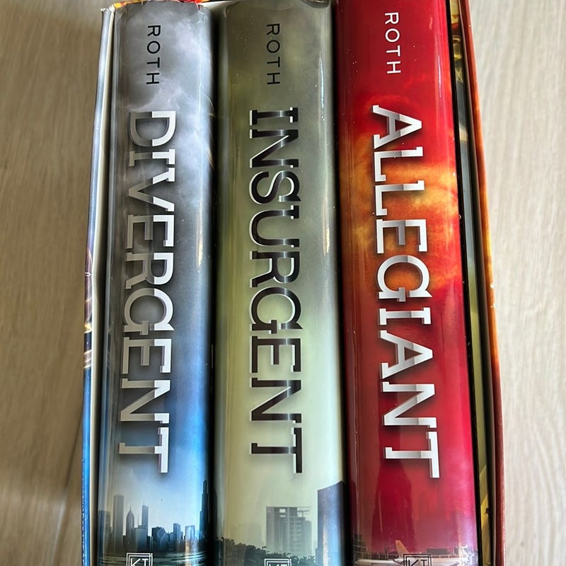 Divergent Series 3-Book Box Set