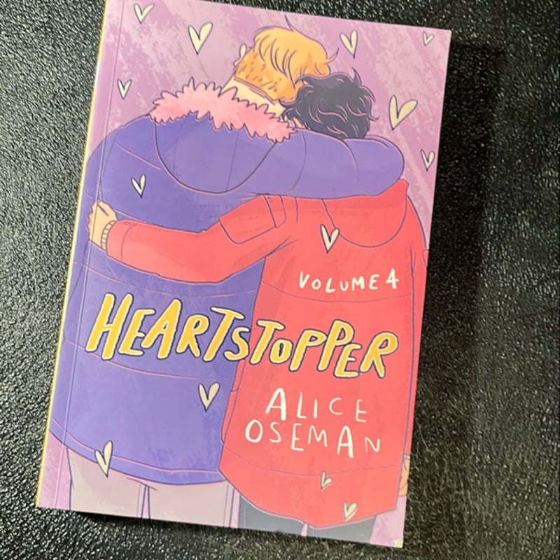 Heartstopper: Volume 4: a Graphic Novel