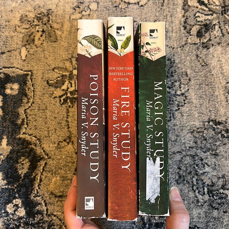 Poison Study Series 1-3 *og covers*