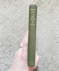 Tennyson's Idylls of the King: The Coming of Arthur, Gareth and Lynette, Lancelot and Elaine, Quest of the Holy Grail & Passing of Arthur (This Edition, 1925)