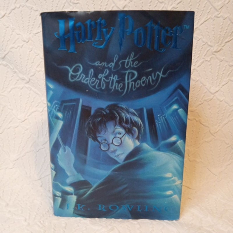 Harry Potter and the Order of the Phoenix LARGE PRINT EDITION 