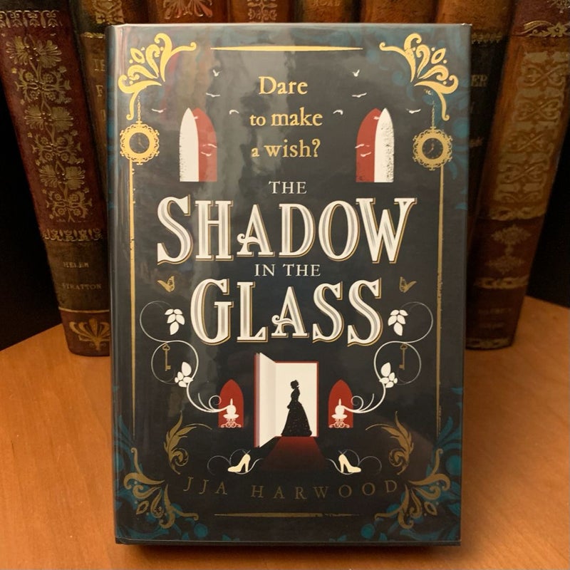 GOLDSBORO The Shadow in the Glass, 740/1500 Signed First Edition