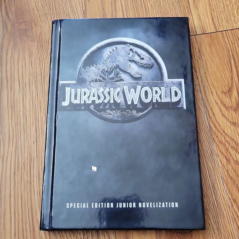 Jurassic World Special Edition Junior Novelization (Jurassic World)