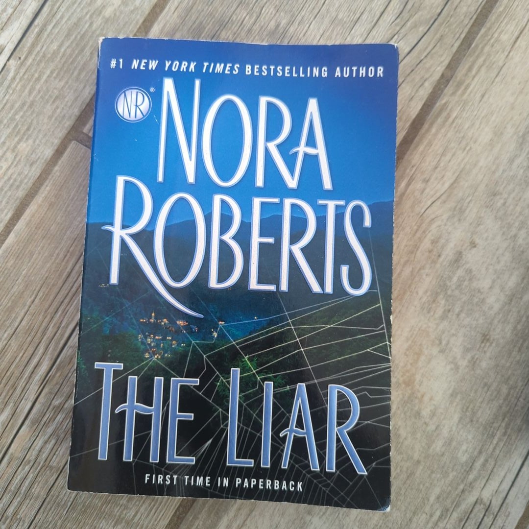 The Liar by Nora Roberts, Paperback Pangobooks