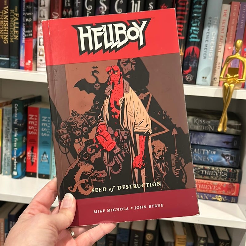 Hellboy Volume 1: Seed of Destruction