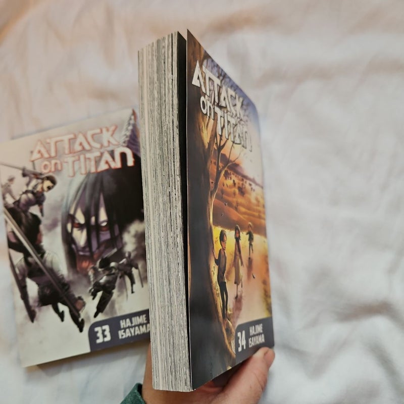 Attack on Titan 33 + 34 - 2 book bundle