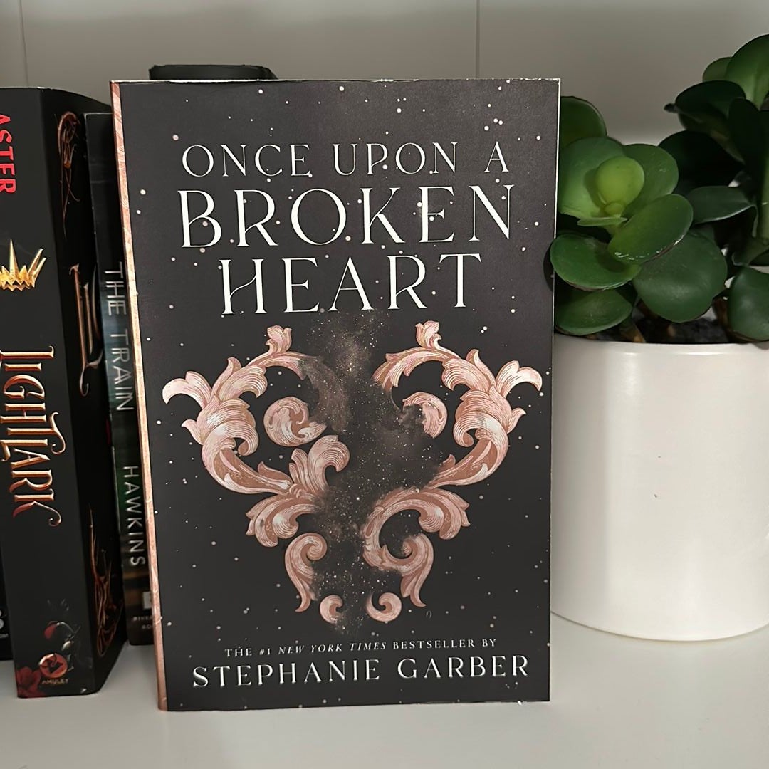 Once upon a Broken Heart by Stephanie Garber, Paperback | Pangobooks