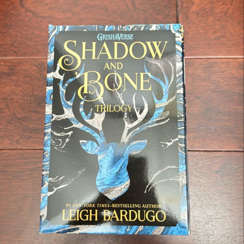 The Shadow and Bone Trilogy Boxed Set