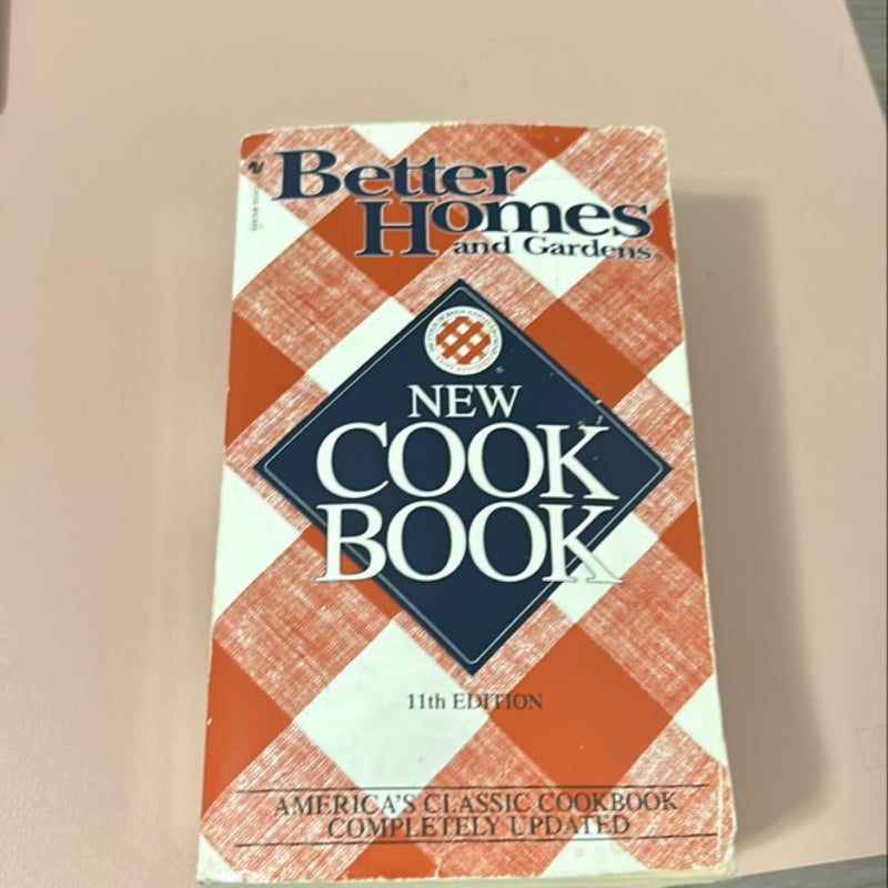 Better Homes and Gardens New Cookbook