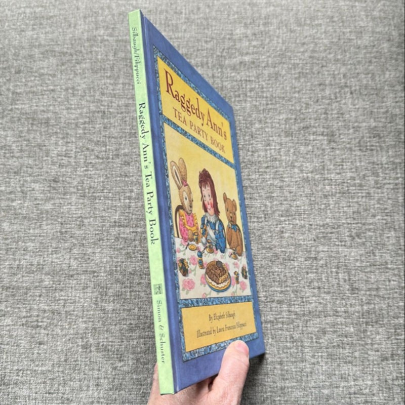 Raggedy Ann's Tea Party Book