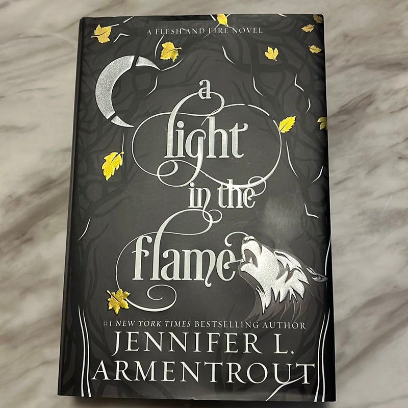 A Light in the Flame by Jennifer L. Armentrout, Hardcover | Pangobooks